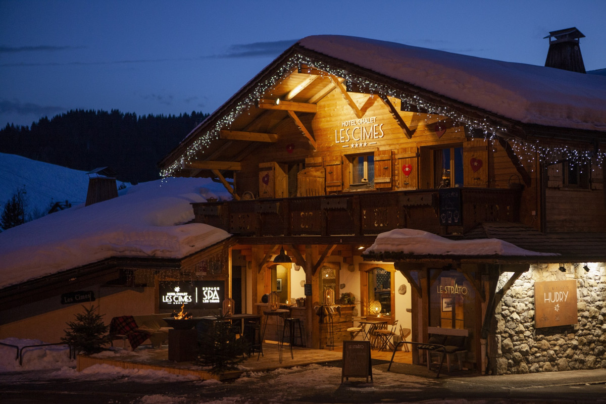Hôtel Chalet Les Cimes - © Hôtel Chalet Les Cimes Hôtel Chalet Les Cimes