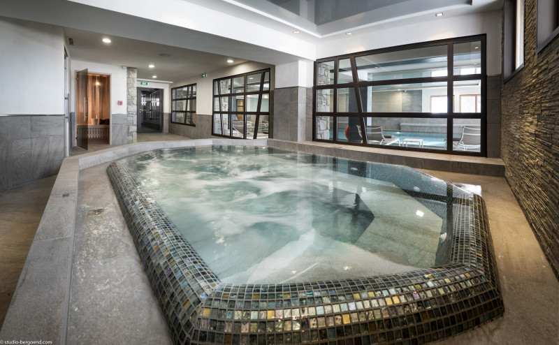 Jacuzzi