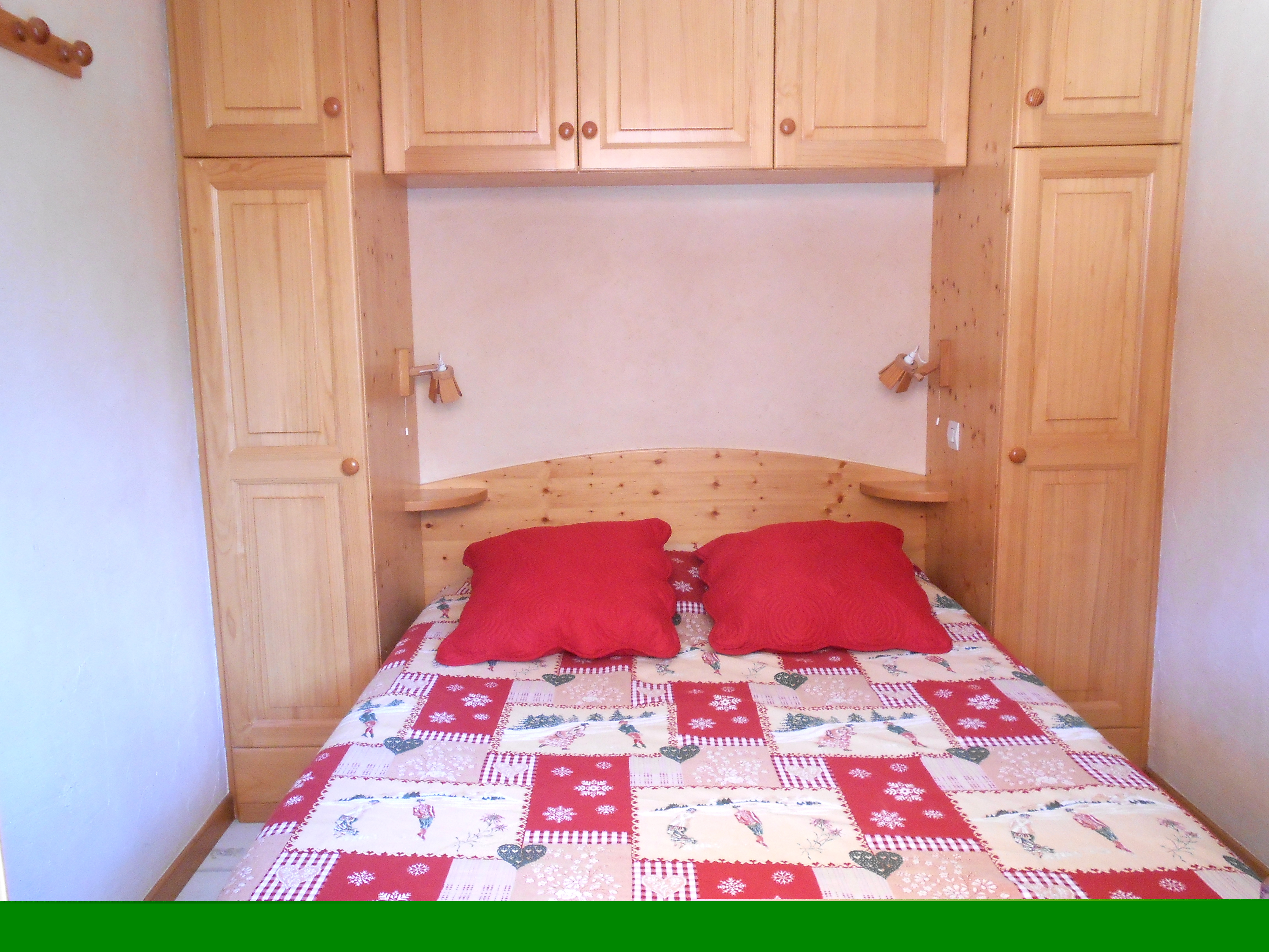 Chambre avec lit double/Bedroom with a double bed-Cornillon C n°3-Le Grand-Bornand