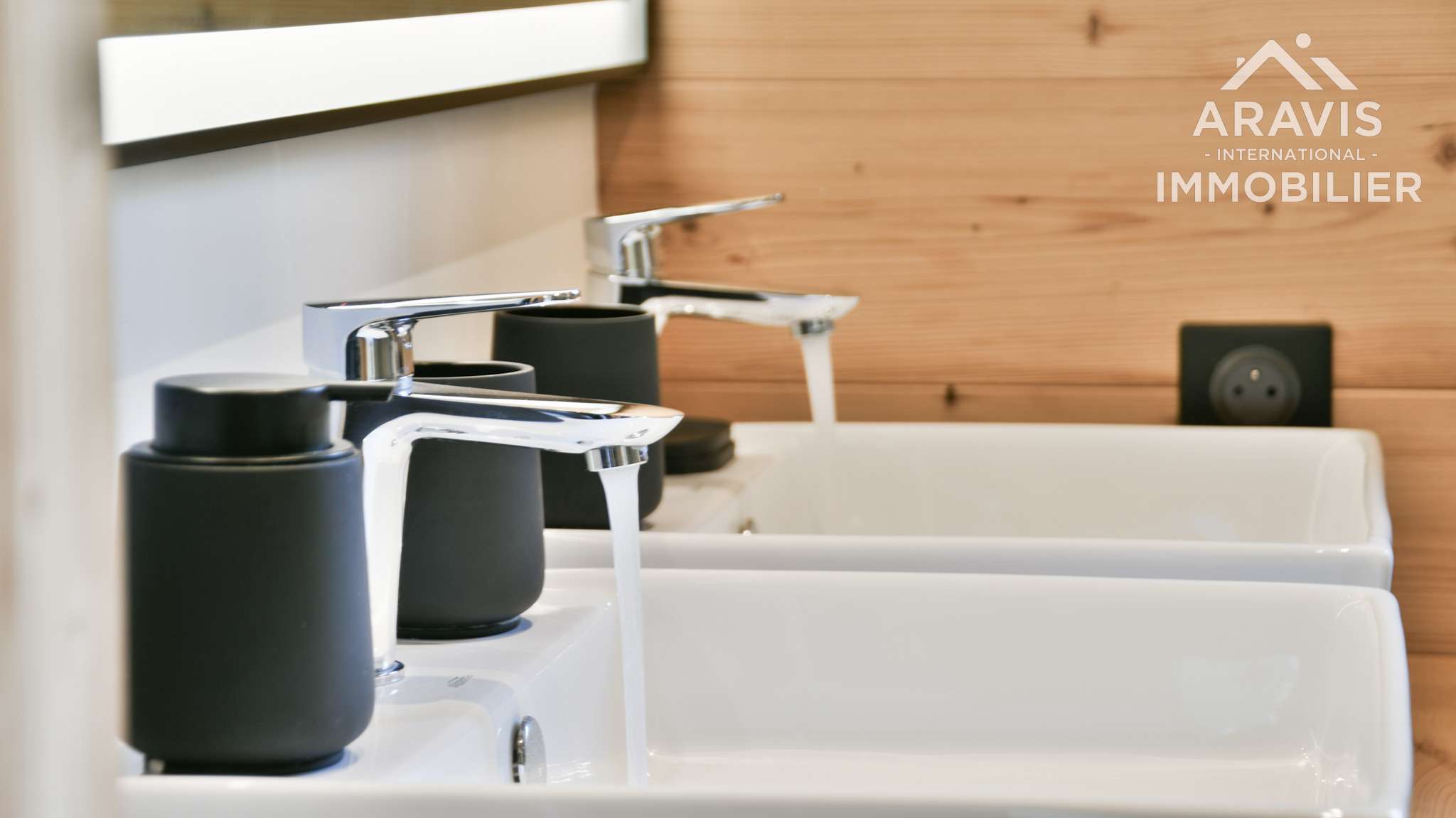 _clients_227445001_photos_153p_4636554