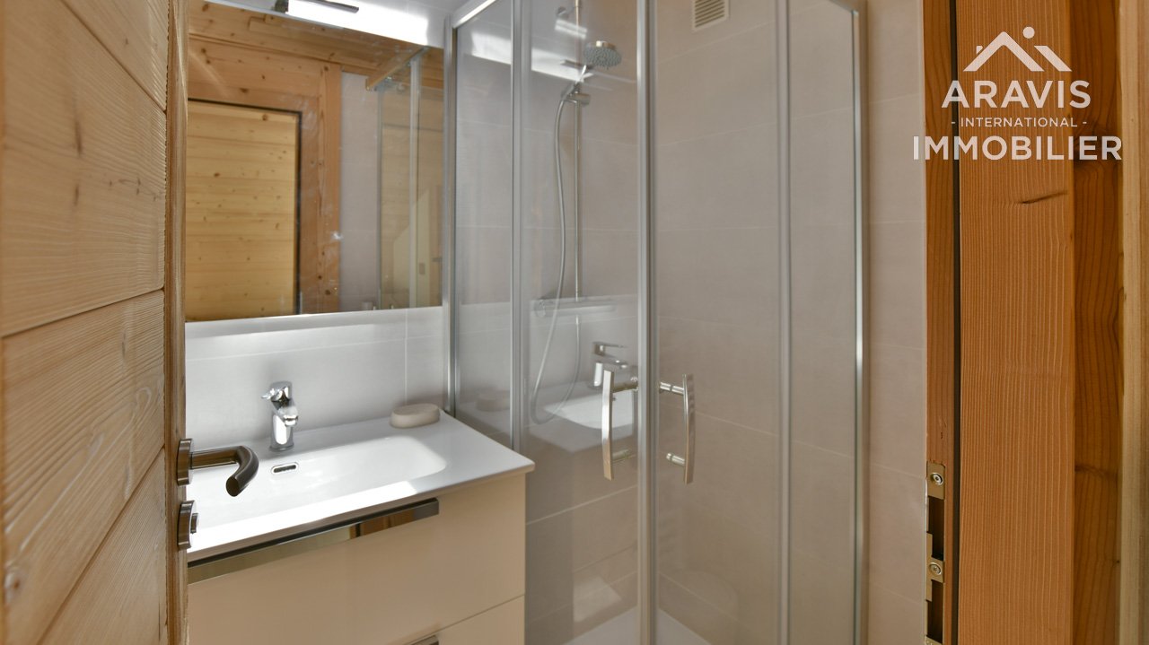 _clients_227445001_photos_155j_3922281