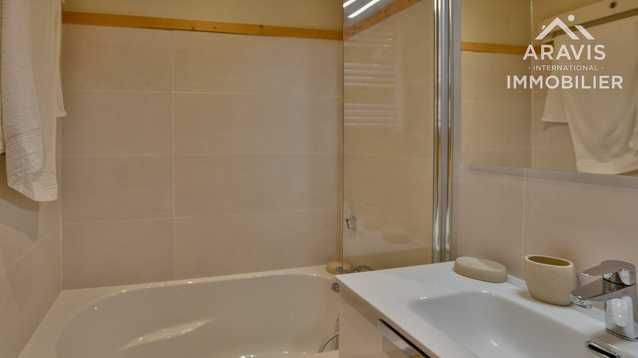 _clients_227445001_photos_155m_3922284