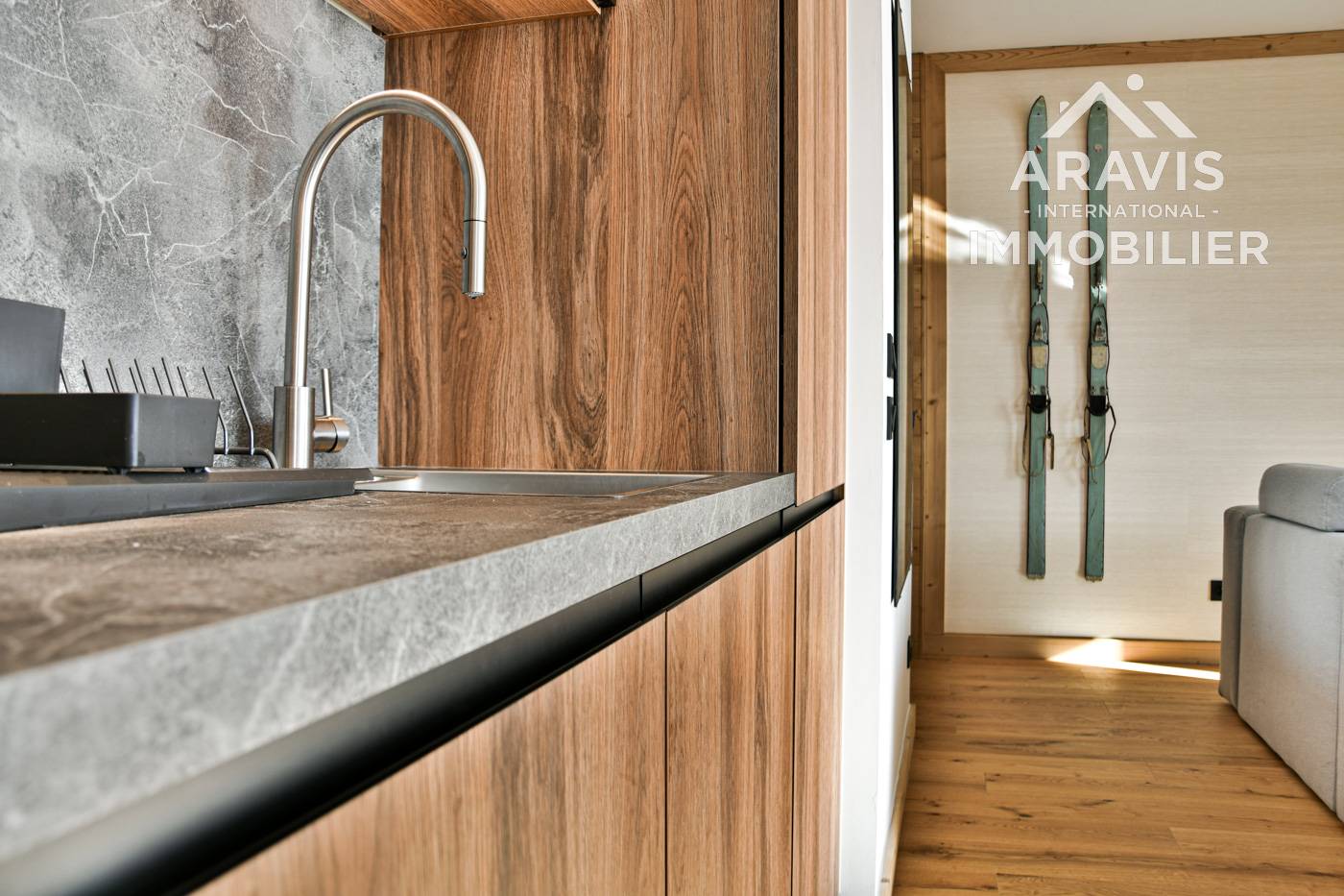 _clients_227445001_photos_235ag_4637345