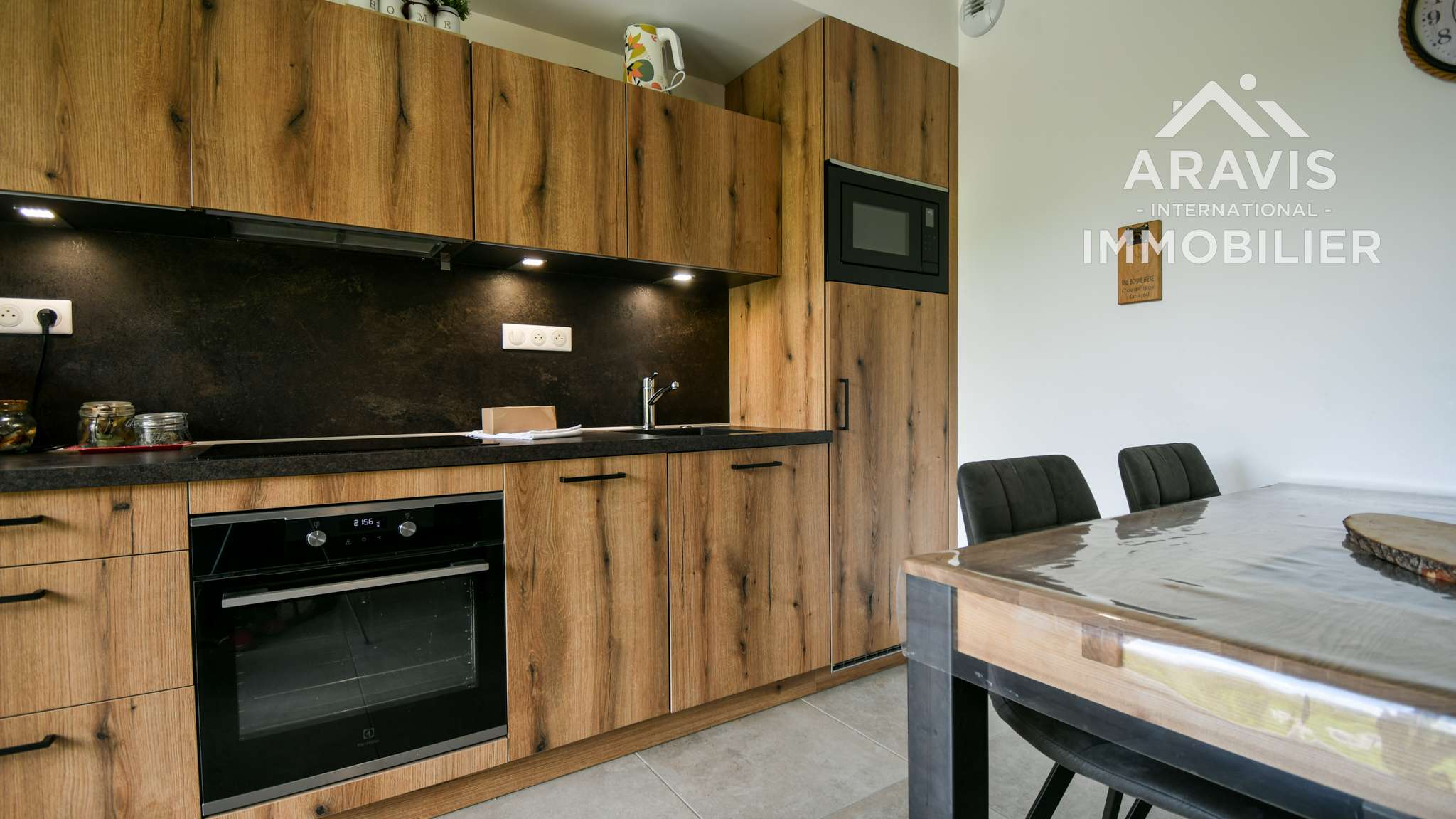 _clients_227445001_photos_241r_4637439