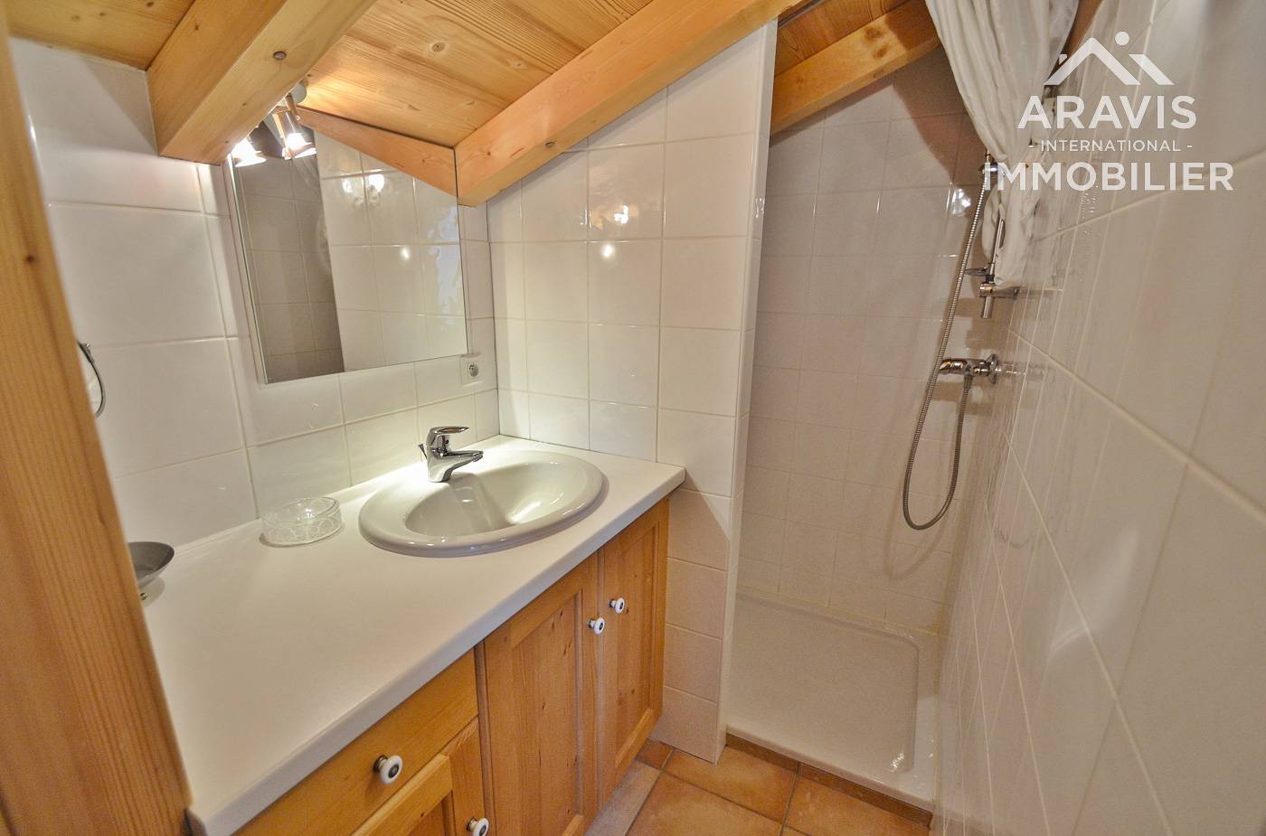 _clients_227445001_photos_63q_3923944