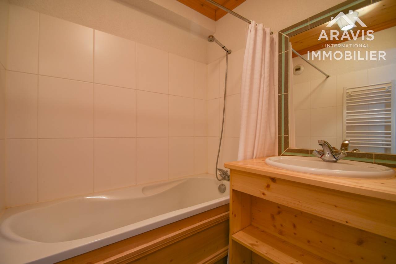 _clients_227445001_photos_92j_4638145