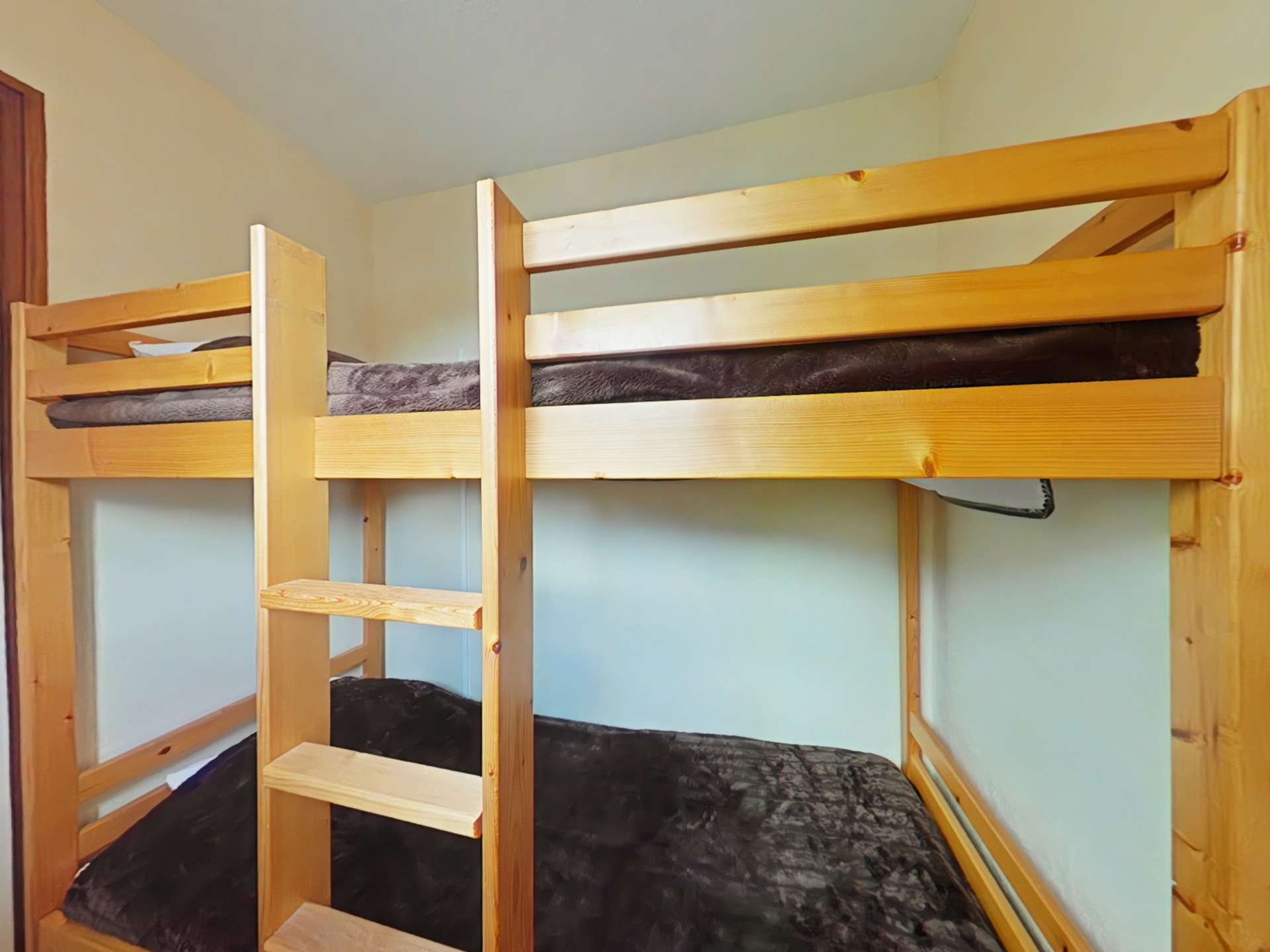 _clients_227445002_photos_10028k_5351817