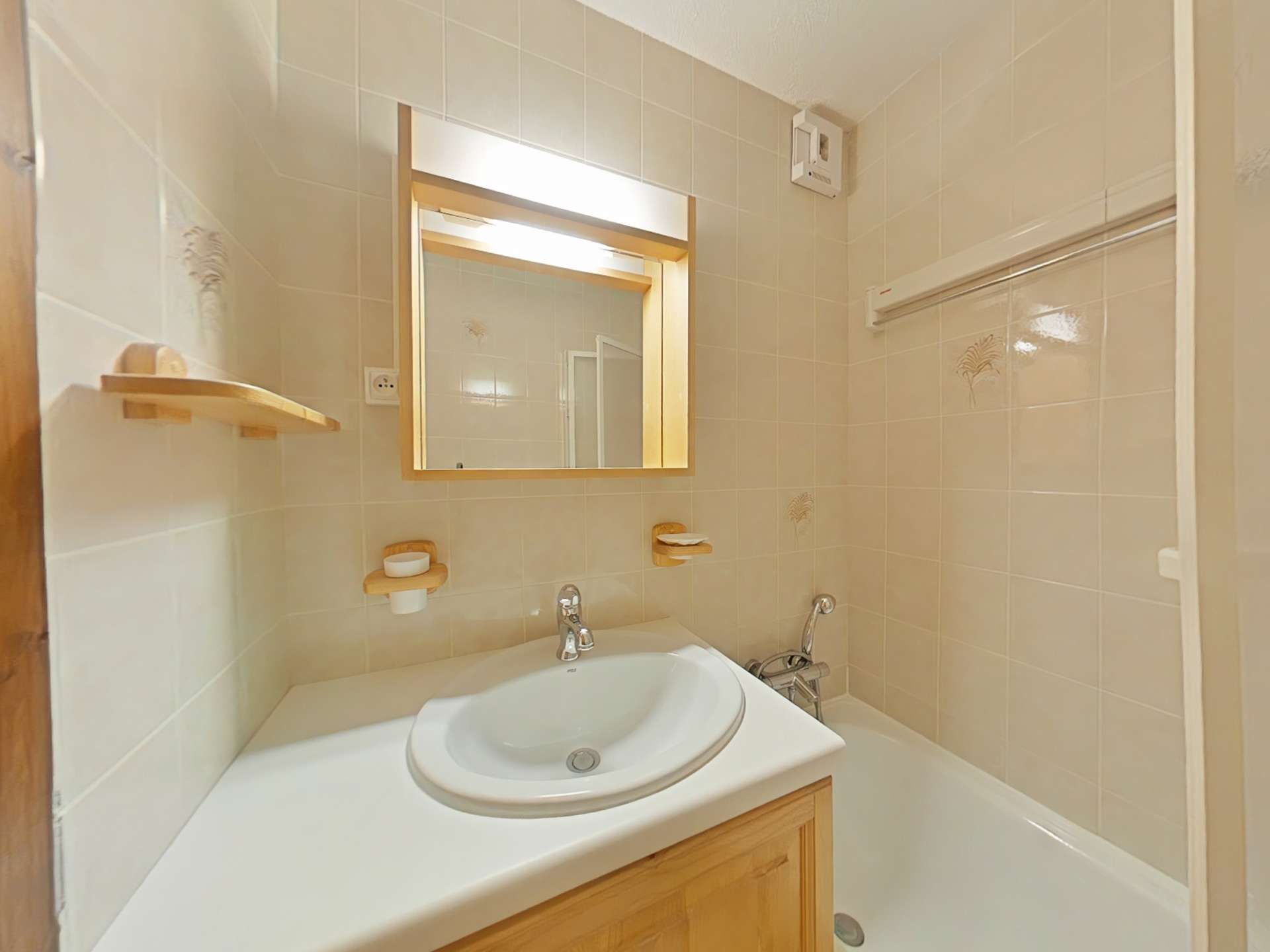 _clients_227445002_photos_10207l_4953877