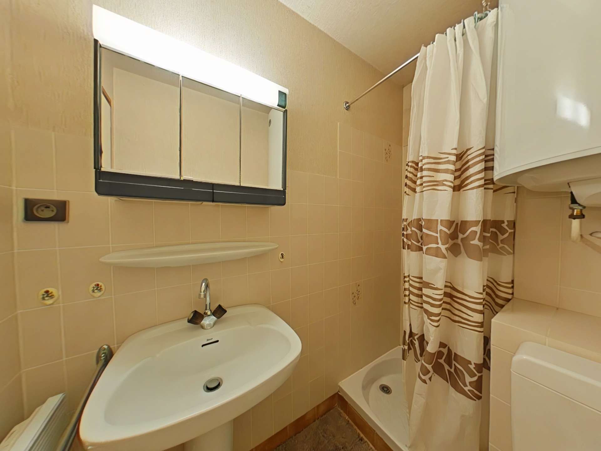 _clients_227445002_photos_12443k_3924806