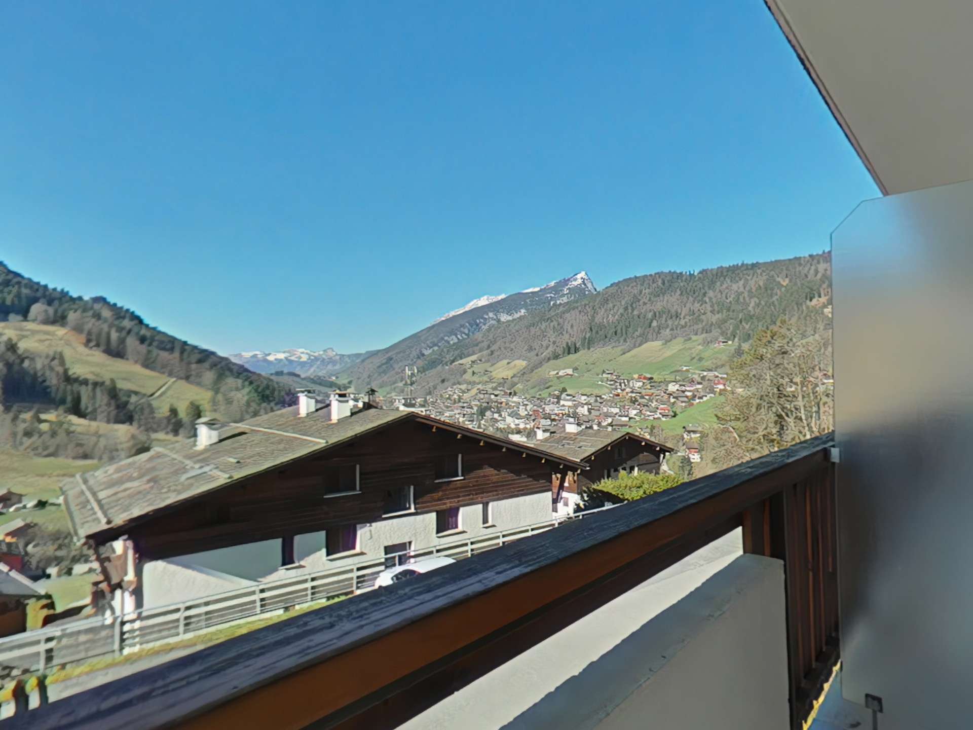 _clients_227445002_photos_17360o_4880383