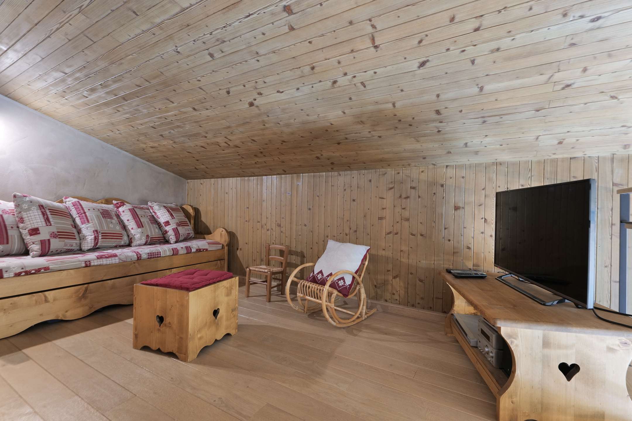 _clients_227445005_photos_114j_4742196