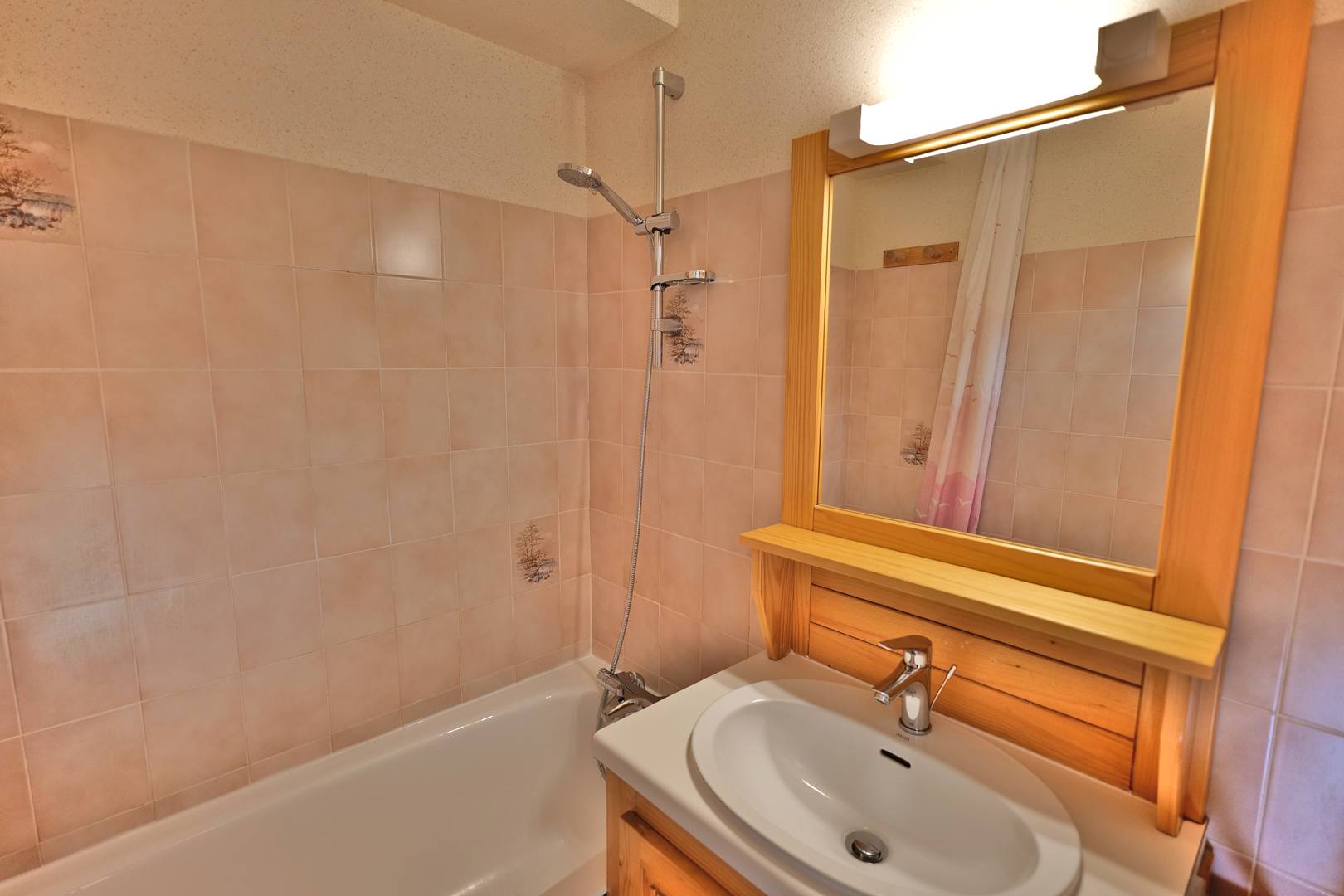 _clients_227445005_photos_119m_4886045