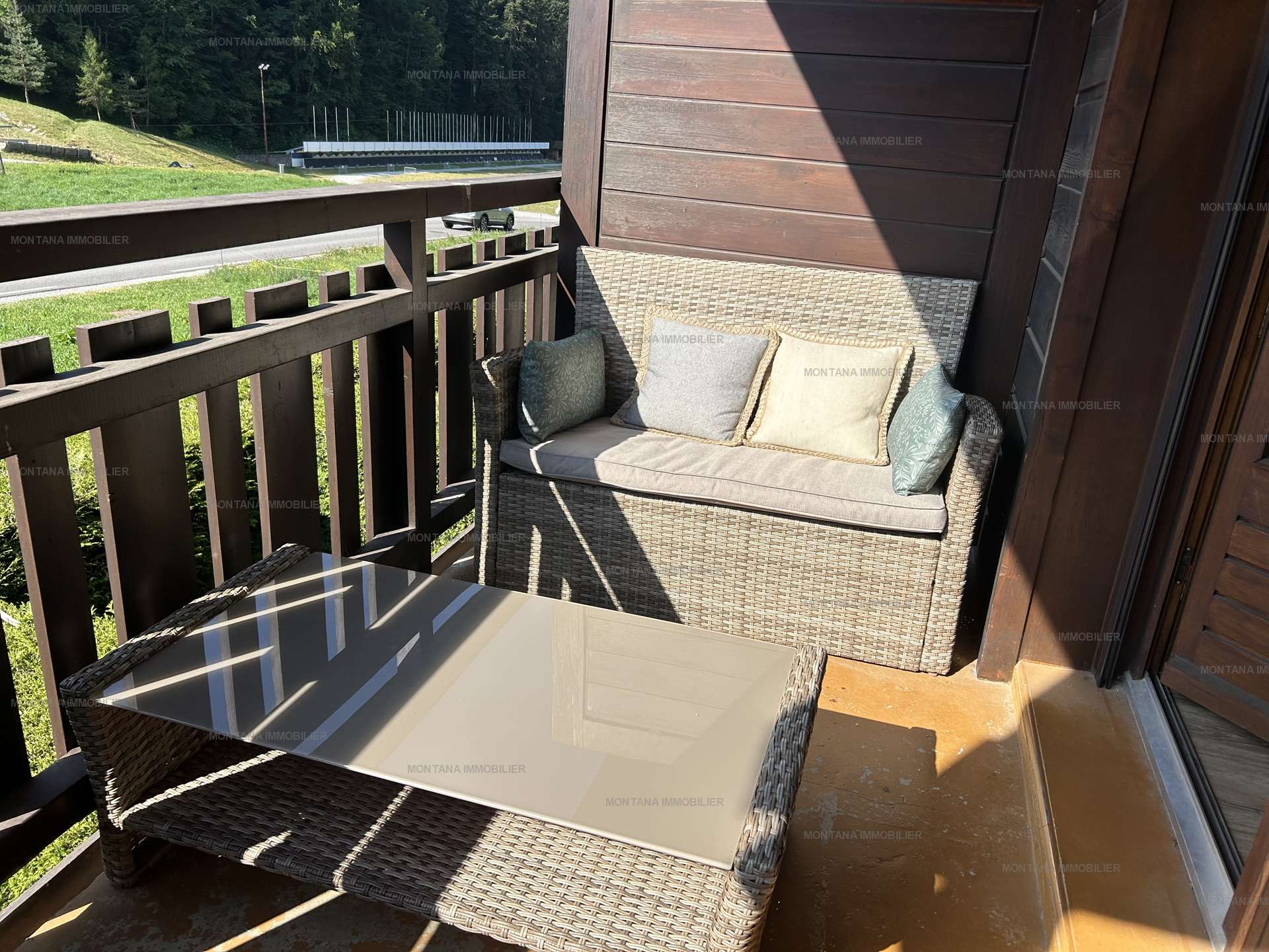 _clients_227445005_photos_133z_4916579