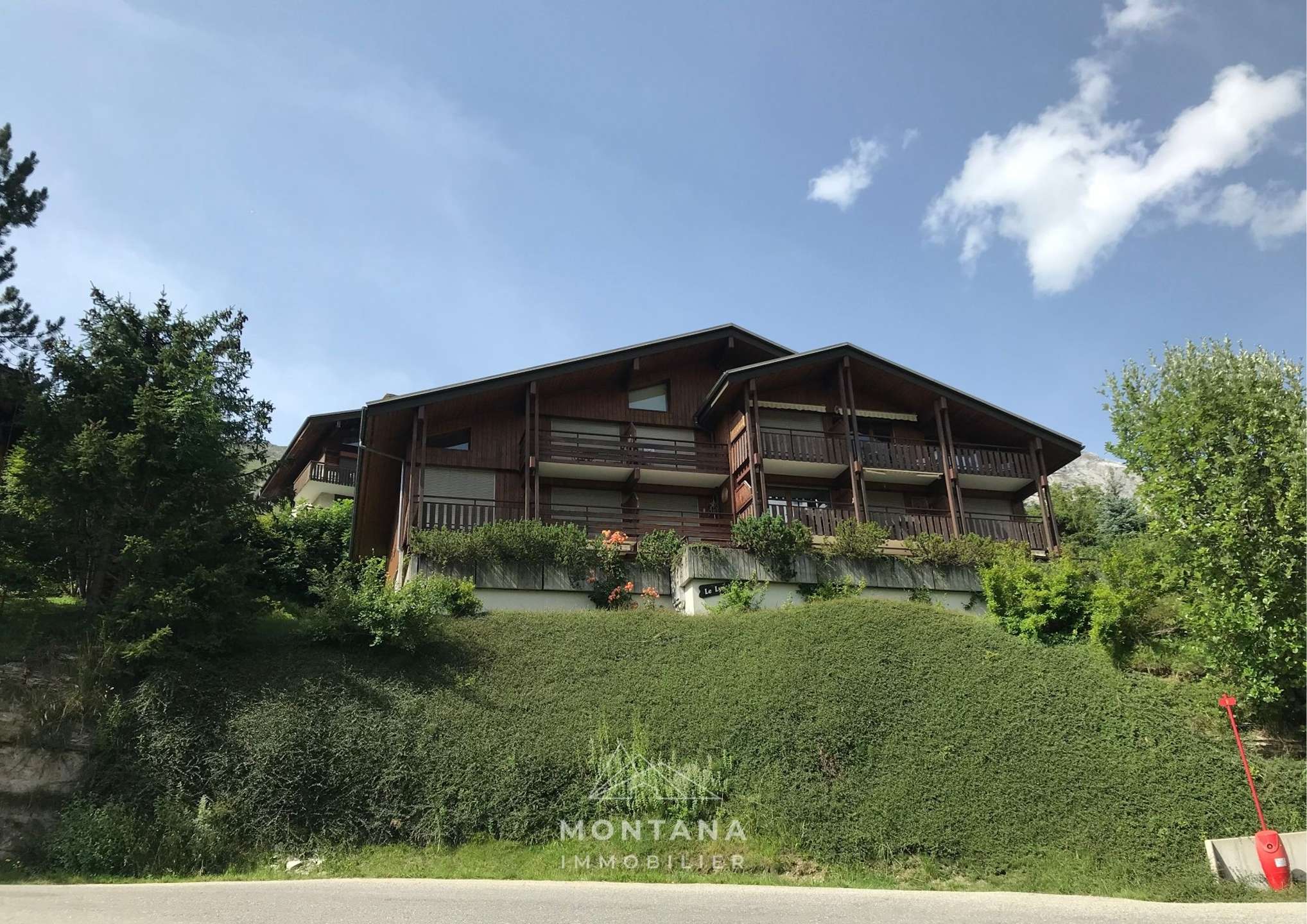 _clients_227445005_photos_186j_4755114