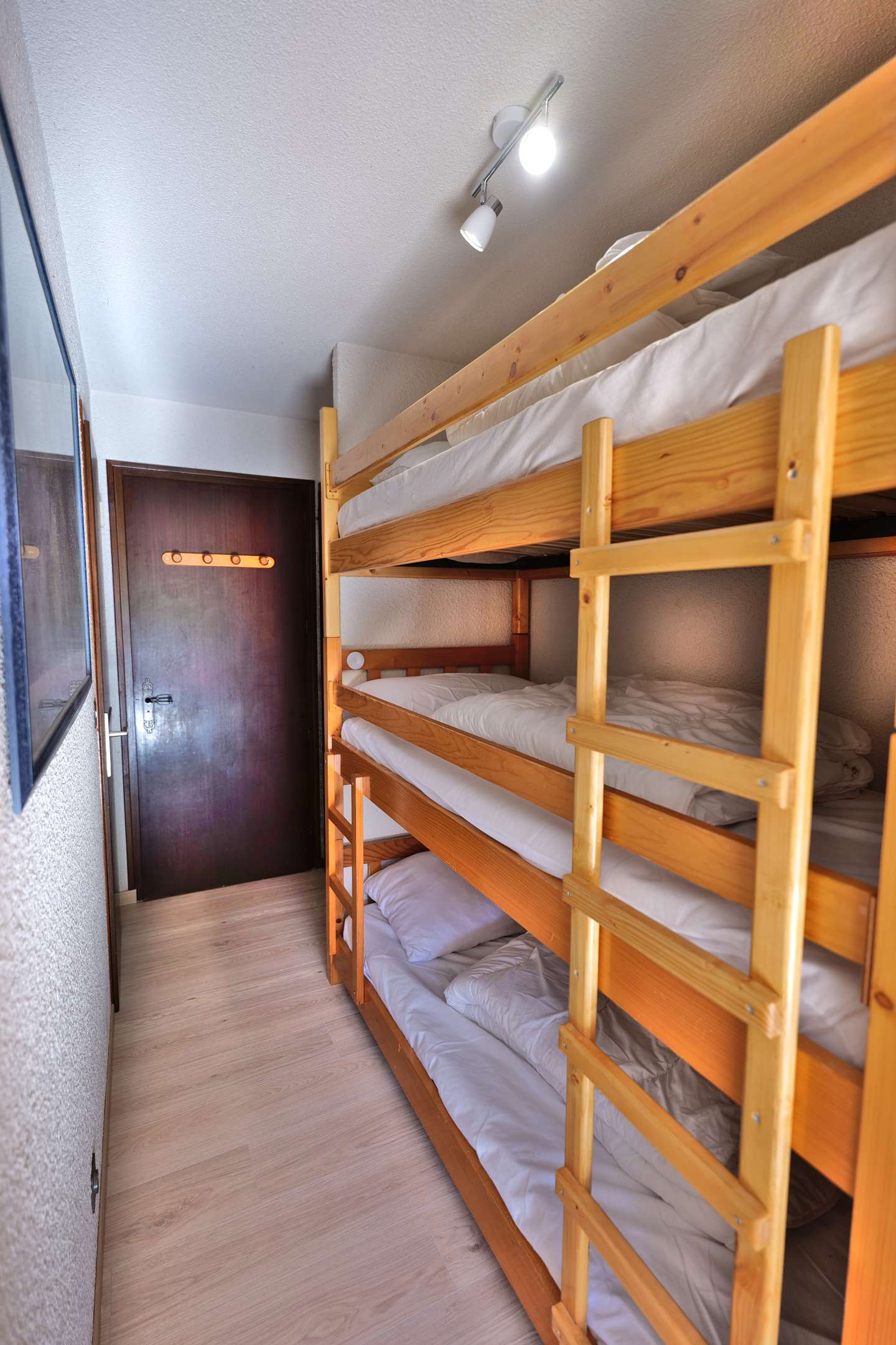 _clients_227445005_photos_190u_4921355