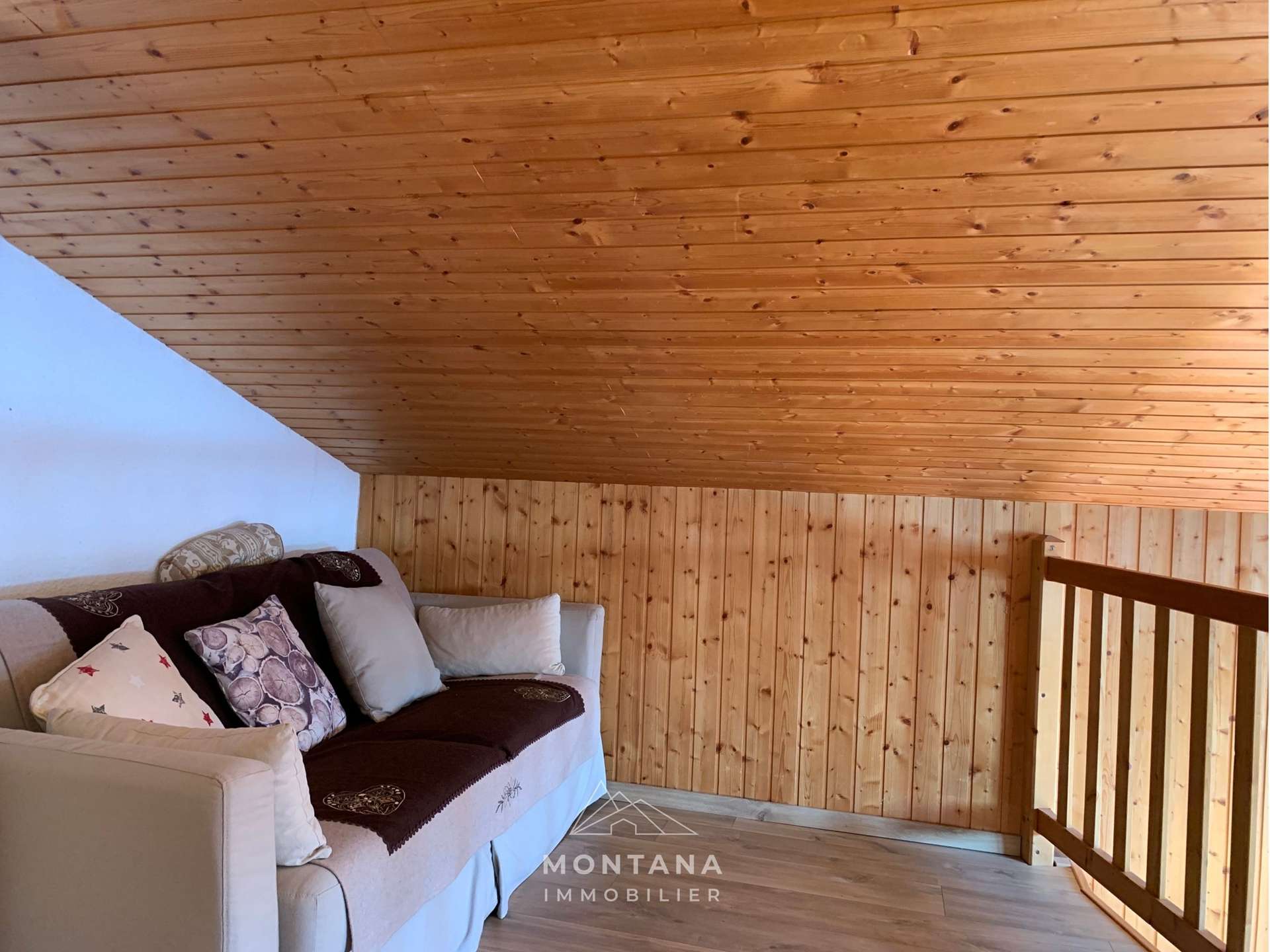 _clients_227445005_photos_215q_4681370