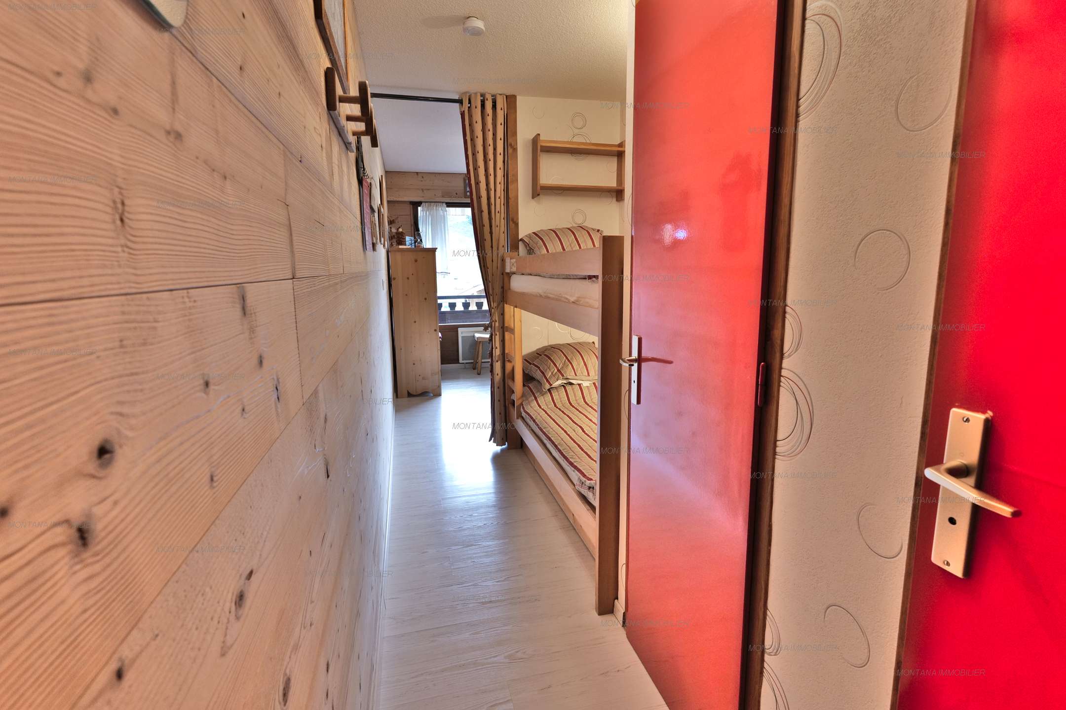 _clients_227445005_photos_38j_4731266