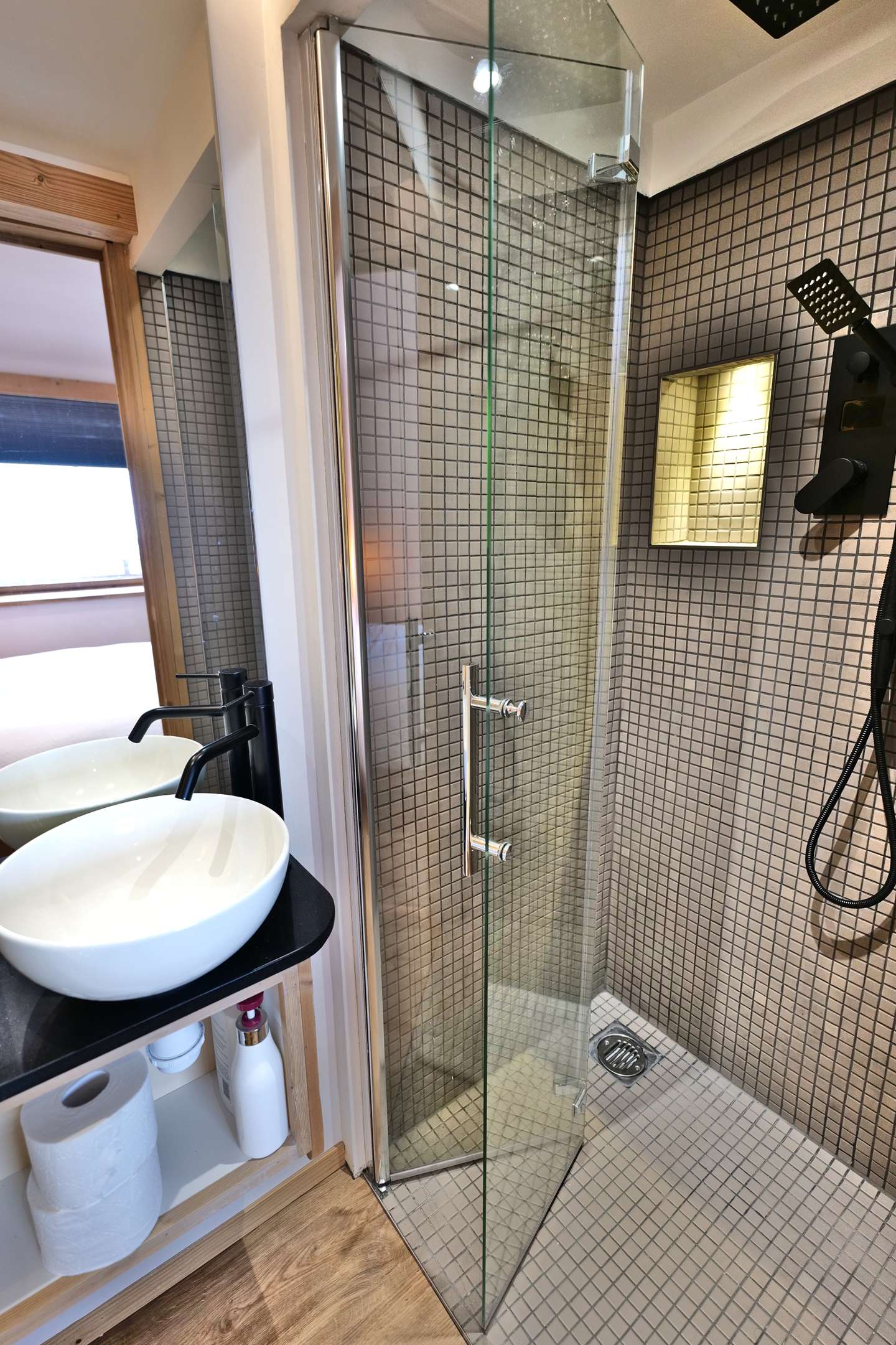 _clients_227445005_photos_87l_4918392