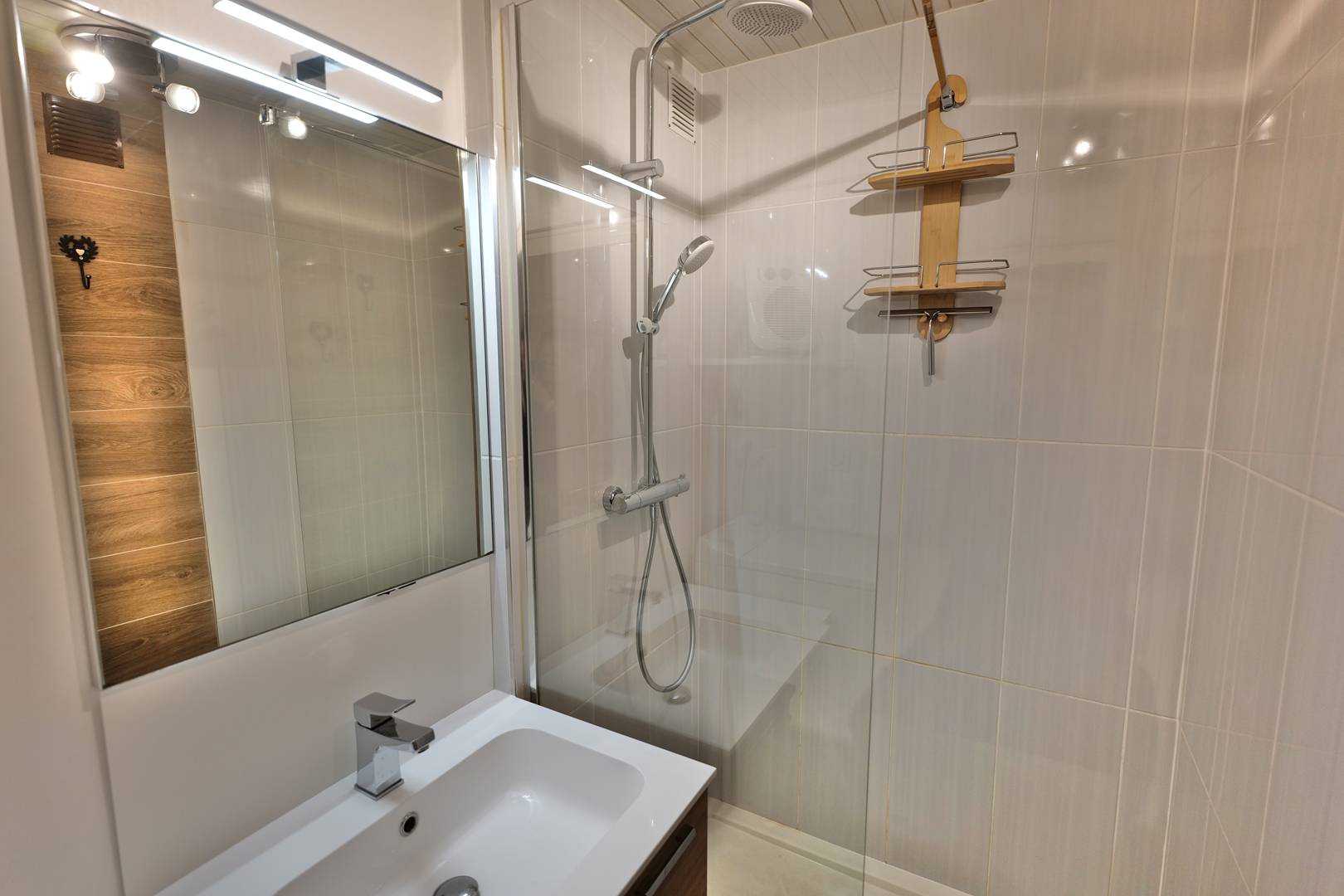 _clients_227445005_photos_93f_5383813