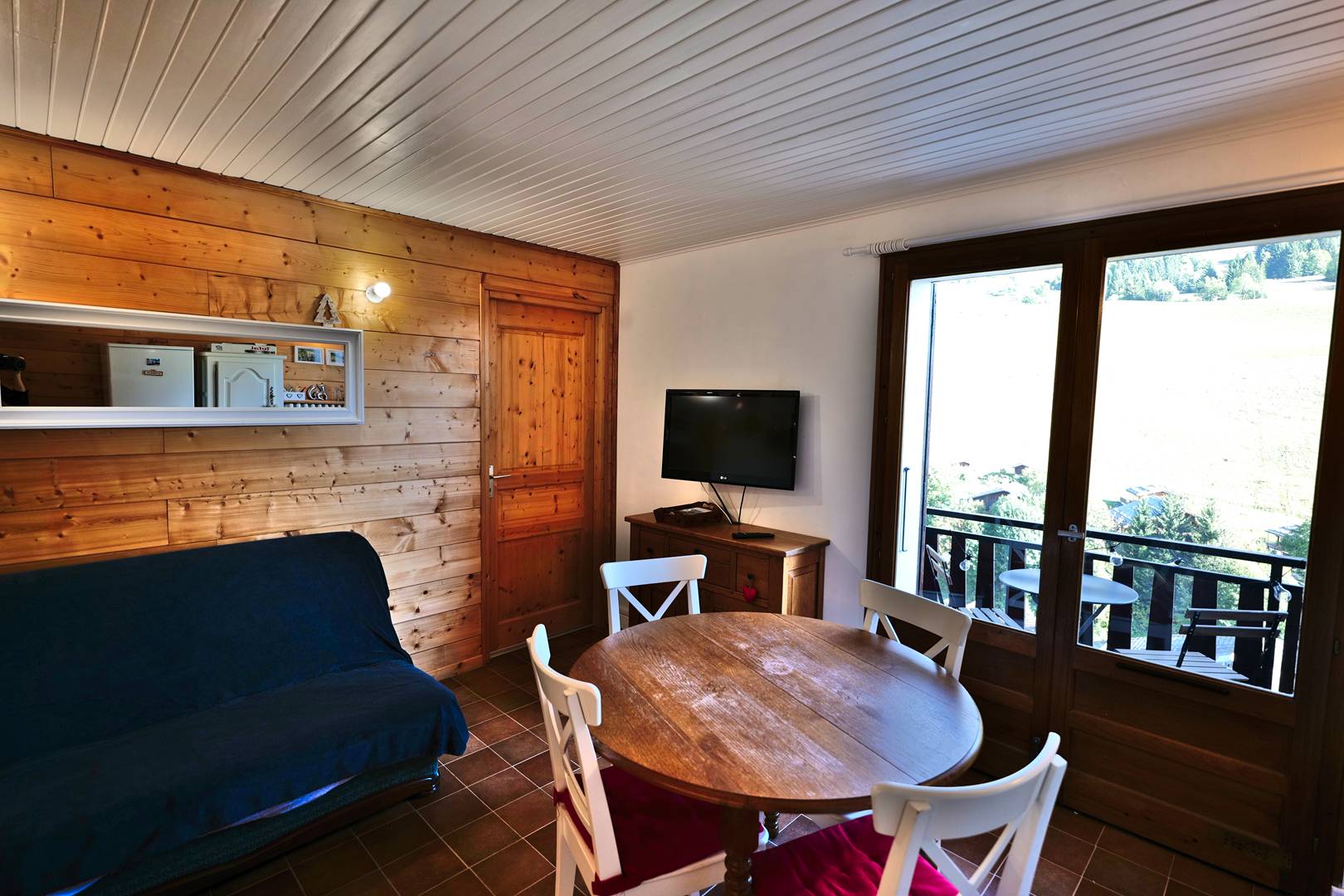 _clients_227445005_photos_93x_4715354