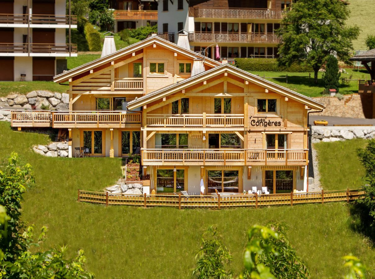 Chalet Macaron