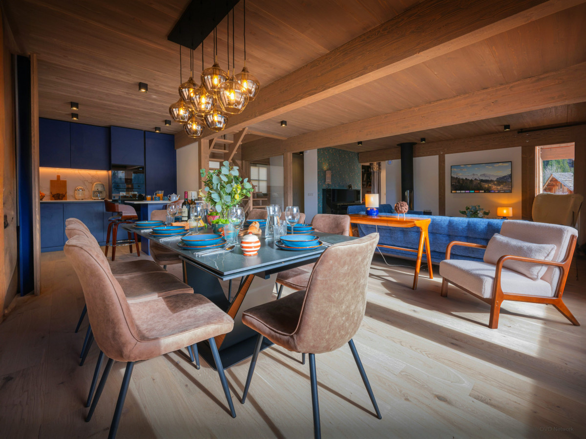 Chalet Ours Rouge - © Ovo network Chalet Ours Rouge