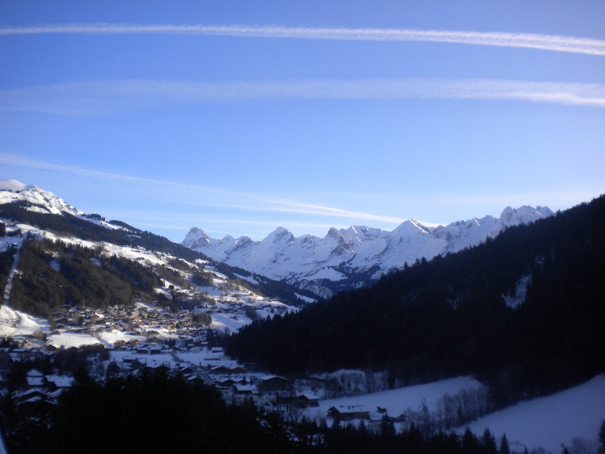 Vue hiver depuis le balcon-Winter view from the balcony-Plein Sud D n°12-Le Grand-Bornand