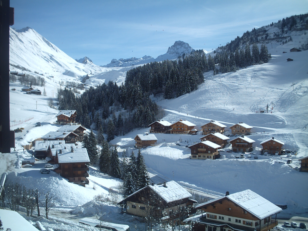 Vue depuis l'appartement hiver/View fromthe apartment winter-Etoile des Neiges-Le Grand-Bornand Vue depuis l'appartement hiver/View fromthe apartment winter-Etoile des Neiges-Le Grand-Bornand