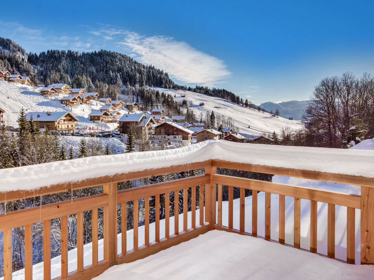 Chalet Macaron