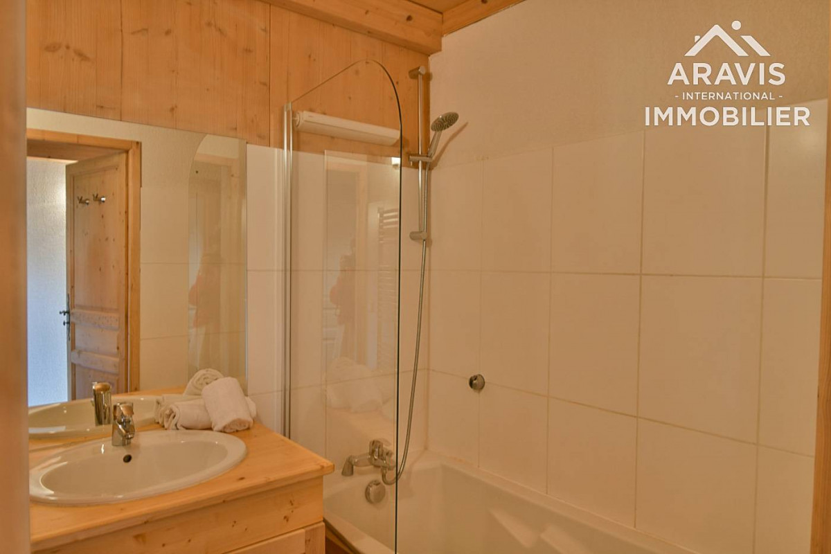 _clients_227445001_photos_141k_4636500