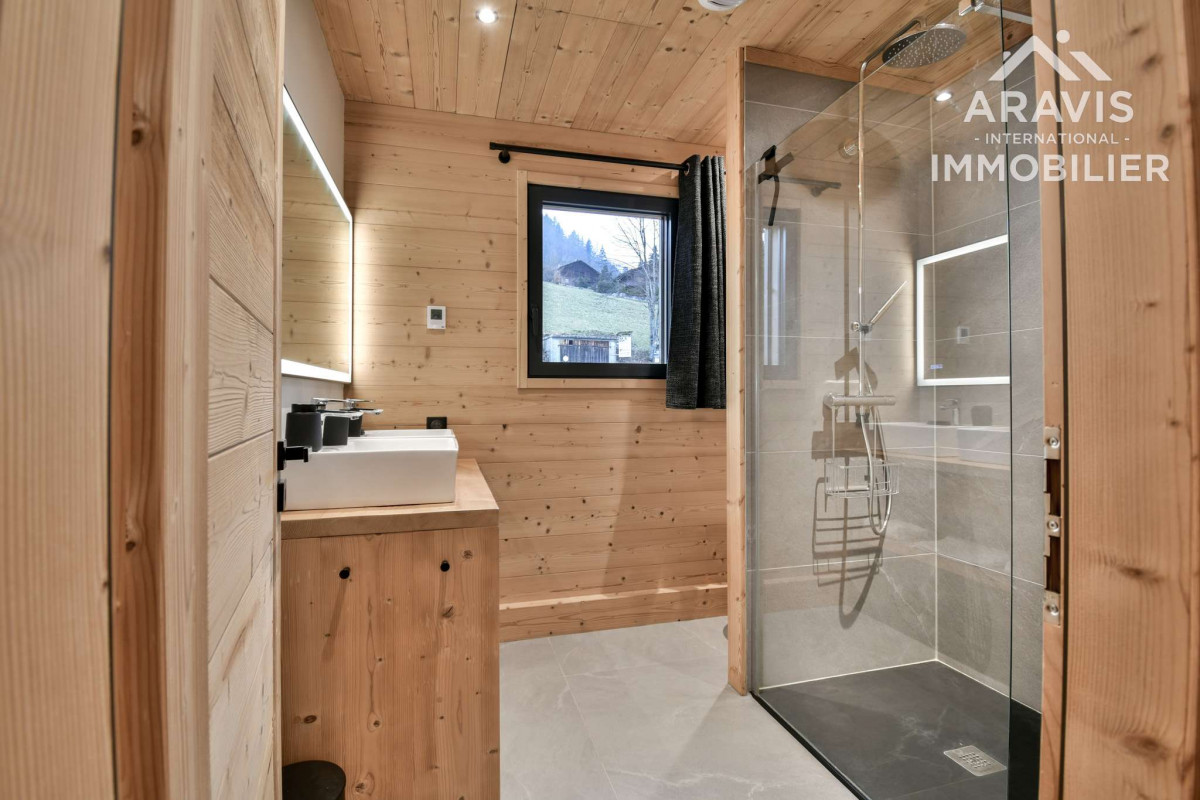 _clients_227445001_photos_153m_4636551