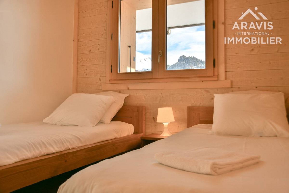 _clients_227445001_photos_206ai_4636956