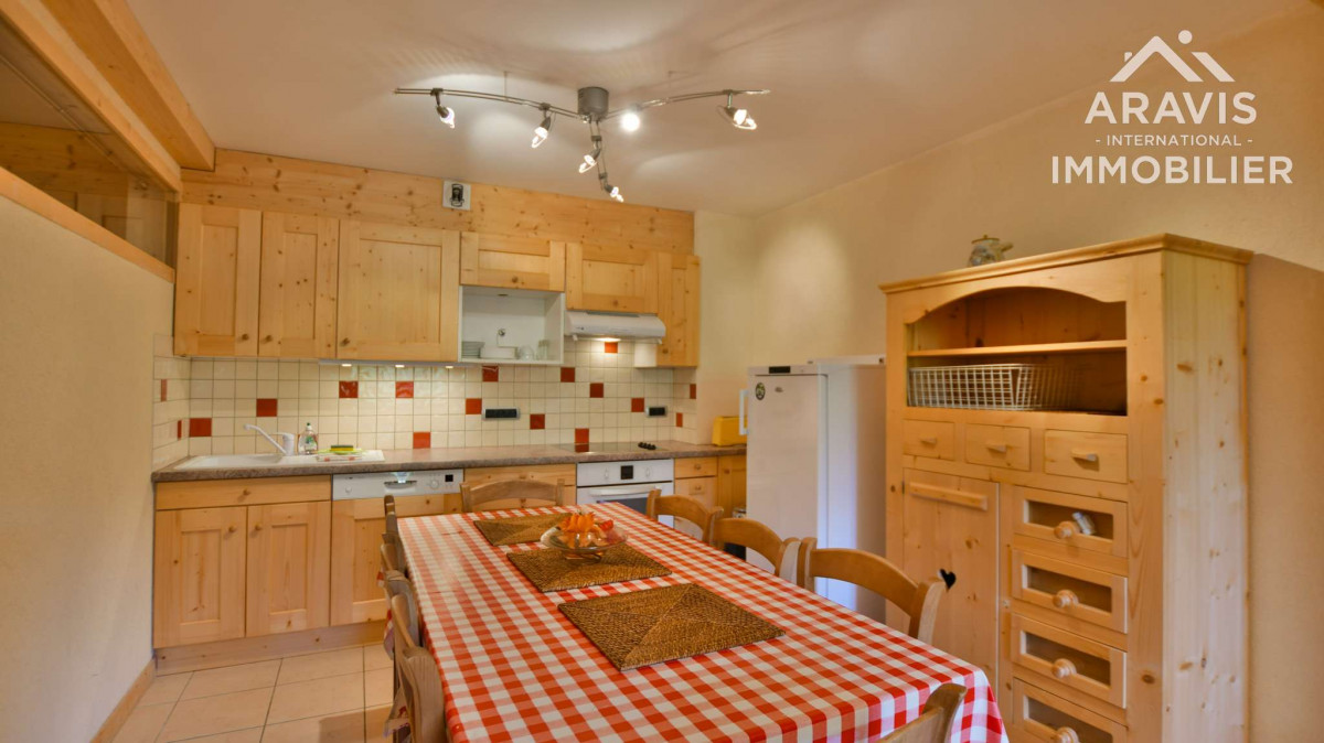 _clients_227445001_photos_21x_4637049