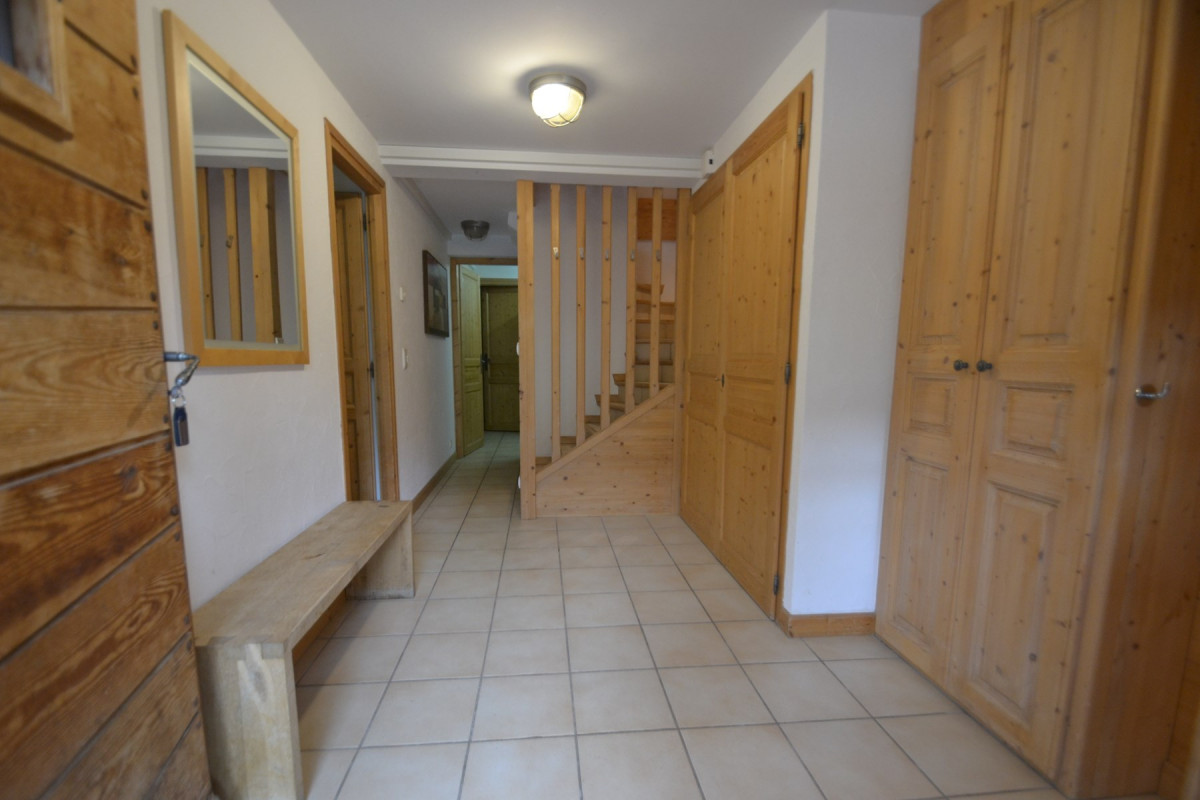 _clients_227445001_photos_2ac_3946081