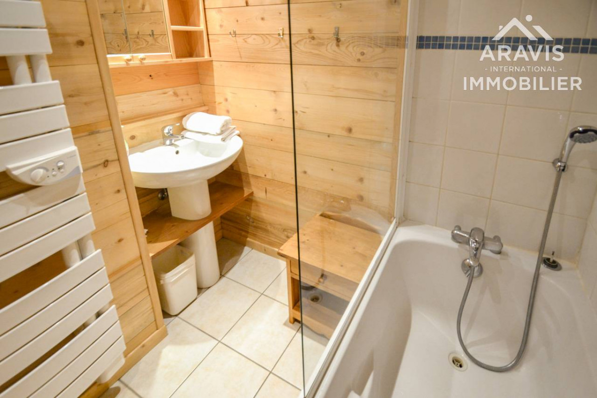 _clients_227445001_photos_46j_4637755