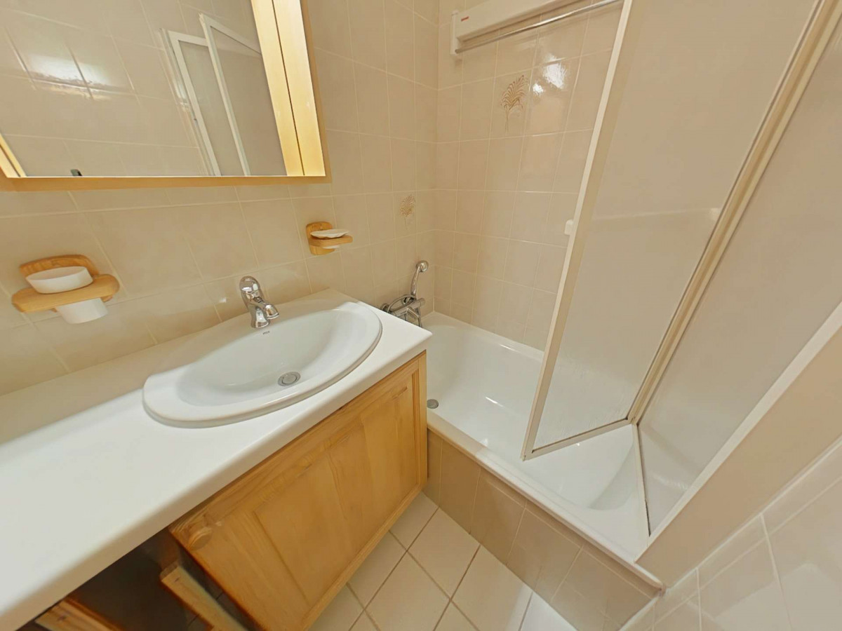 _clients_227445002_photos_10207m_4498631