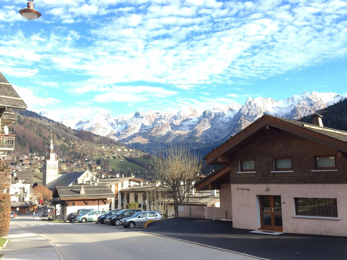 _clients_227445005_photos_233u_4784953