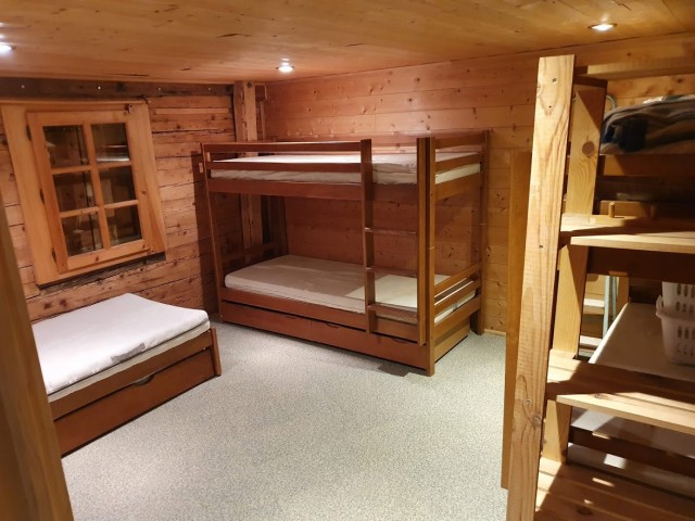 20191212-172307-240833 20191212-172307-240833