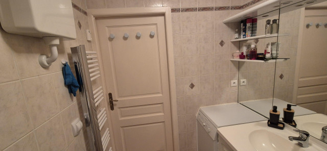 20240927-175119-3102243 20240927-175119-3102243