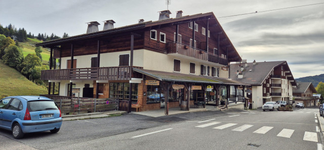 20240929-154932-3102247 20240929-154932-3102247