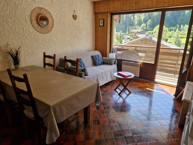 20250517-095812-3734355 20250517-095812-3734355