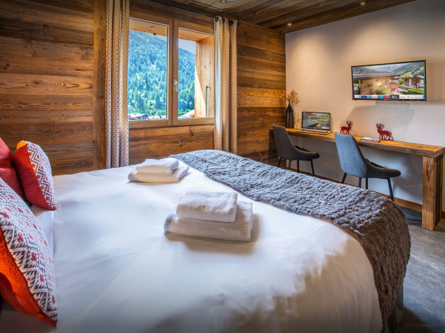 Chalet Alyssum - © OVO Network Chalet Alyssum