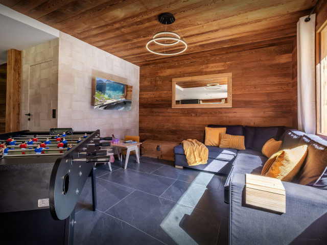 Chalet Angelia - © OVO Network Chalet Angelia