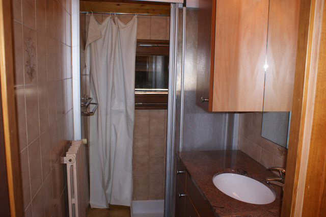 Salle de bain/Bathroom-Raverettes-Le Grand-Bornand Salle de bain/Bathroom-Raverettes-Le Grand-Bornand