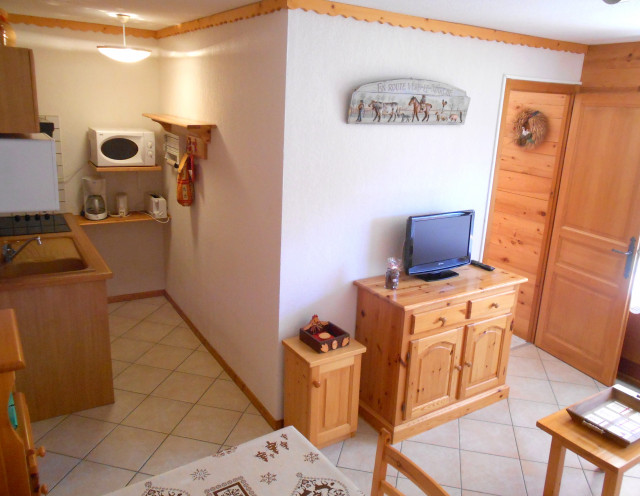 Cuisine et séjour/Kitchen and living room-Cornillon C n°3-Le Grand-Bornand Cuisine et séjour/Kitchen and living room-Cornillon C n°3-Le Grand-Bornand