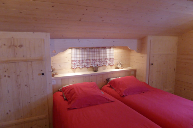 Chambre avec lits simples/Bedroom with single beds-Clé des champs (Les Gentianes)-Le Grand-Bornand Chambre avec lits simples/Bedroom with single beds-Clé des champs (Les Gentianes)-Le Grand-Bornand