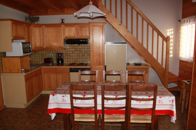 Salle à manger et cuisine/Dining room and kitchen-Cornillon A-Le Grand-Bornand