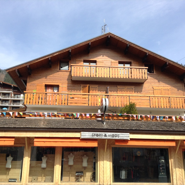 Résidence depuis rue principale du village/ Residence - Tilleuls - Le Grand-Bornand