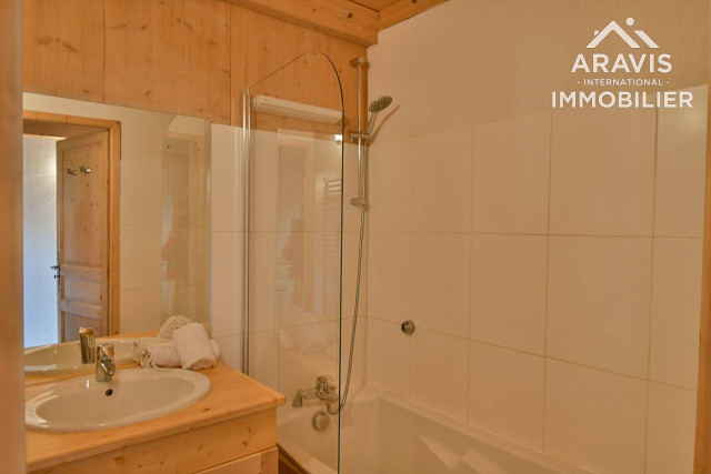 _clients_227445001_photos_141k_4636500