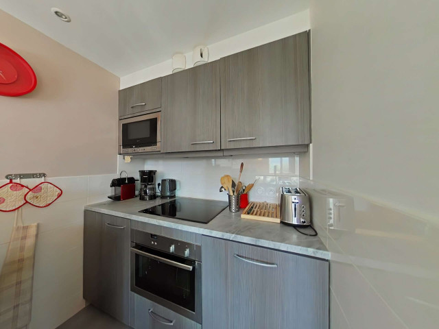 _clients_227445002_photos_10011h_5112984